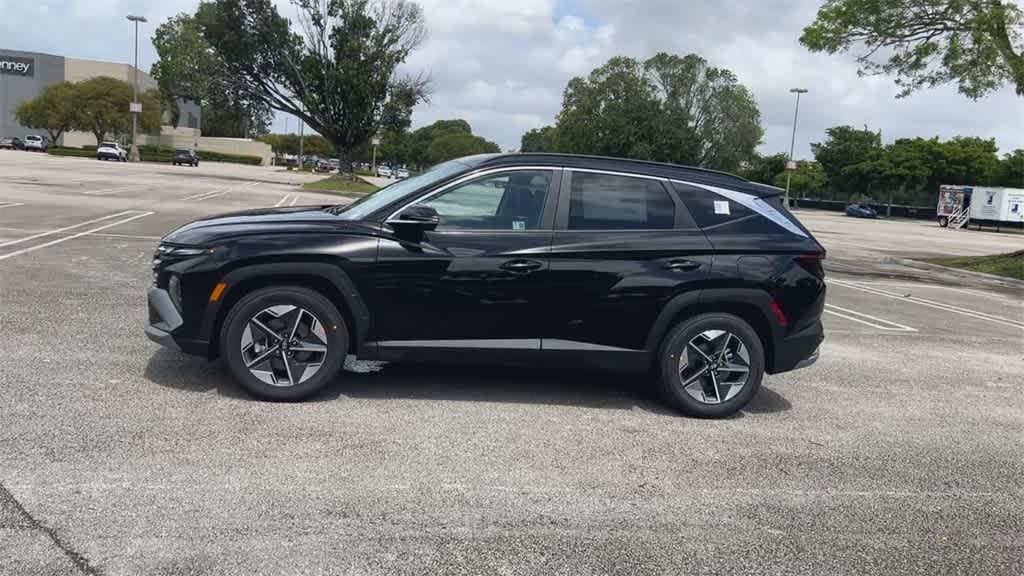 new 2025 Hyundai Tucson car, priced at $33,609