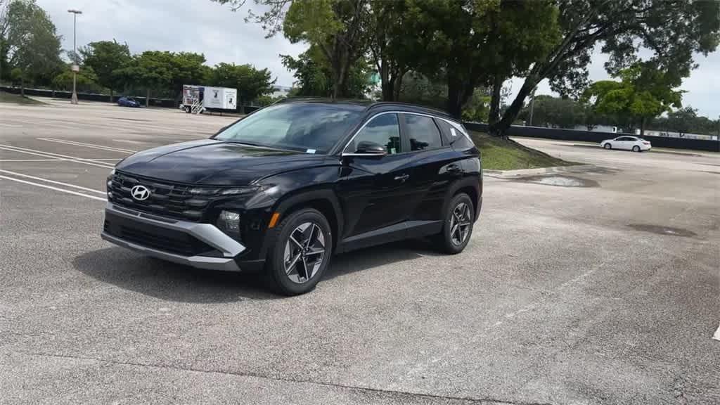 new 2025 Hyundai Tucson car, priced at $33,609