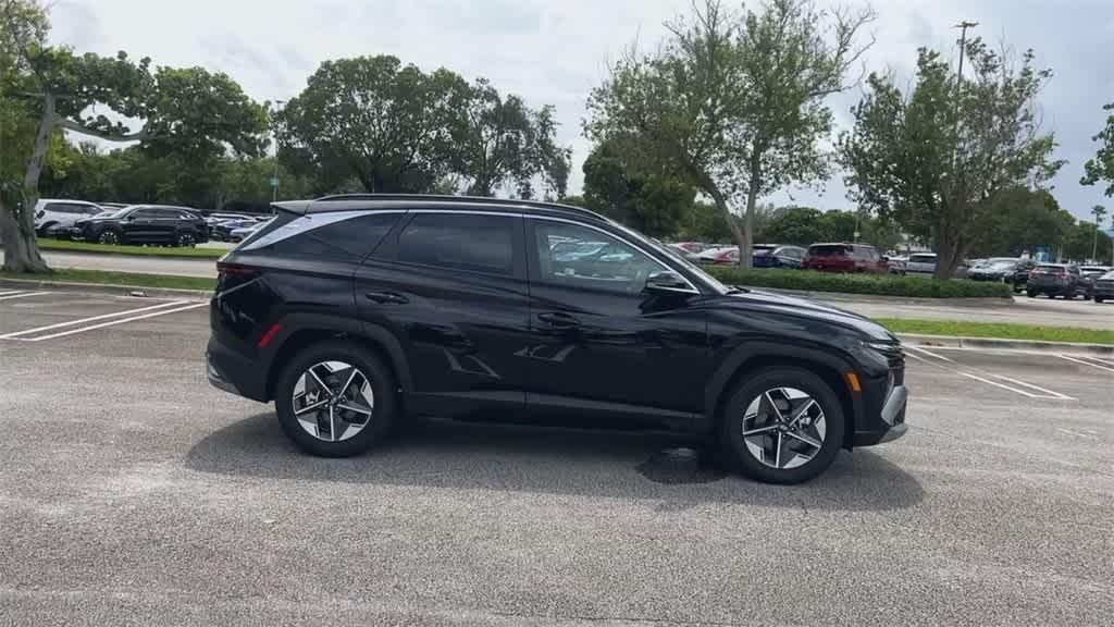 new 2025 Hyundai Tucson car, priced at $33,609