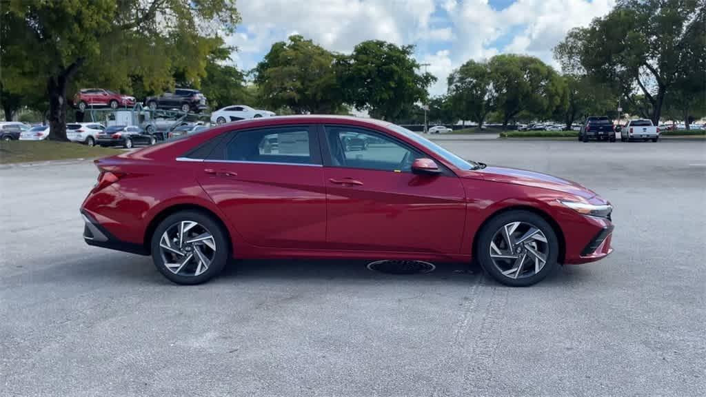 new 2025 Hyundai Elantra car, priced at $26,925