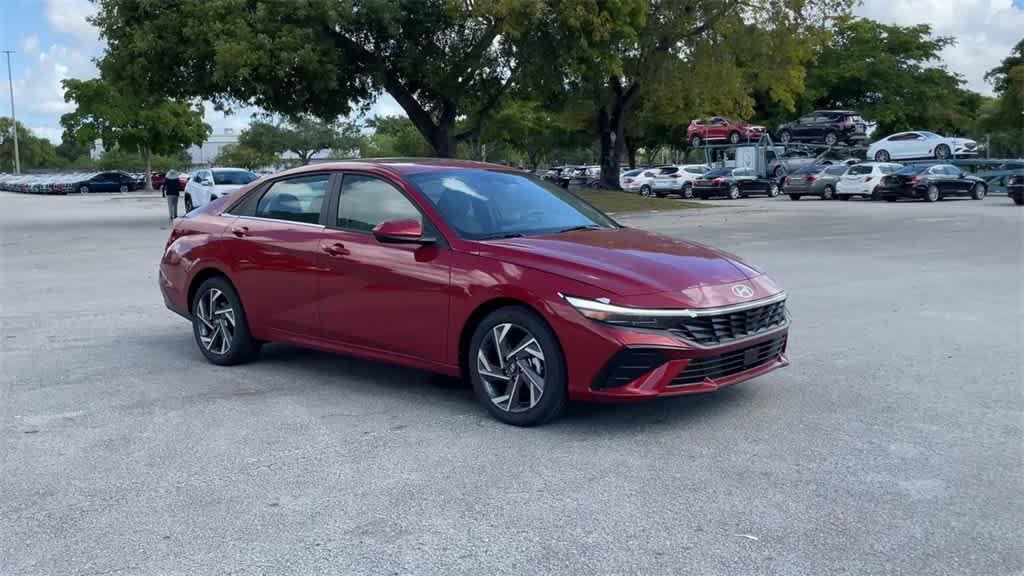 new 2025 Hyundai Elantra car, priced at $26,925