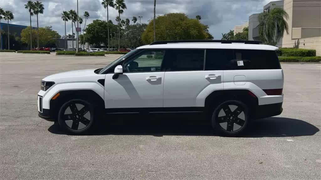 new 2025 Hyundai Santa Fe HEV car, priced at $38,610