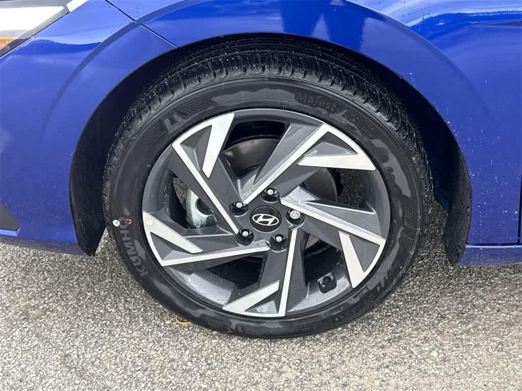 new 2025 Hyundai Elantra car, priced at $24,424