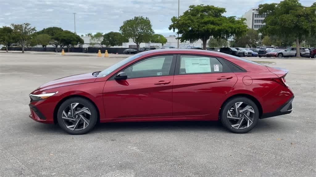 new 2025 Hyundai Elantra car, priced at $24,427