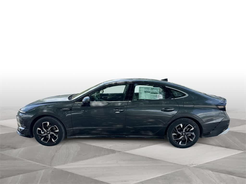 new 2025 Hyundai Sonata car, priced at $28,661