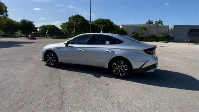 new 2024 Hyundai Sonata car, priced at $28,082