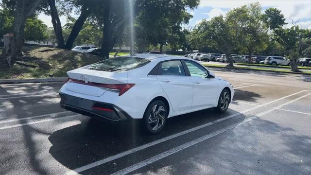 new 2025 Hyundai Elantra car, priced at $26,925