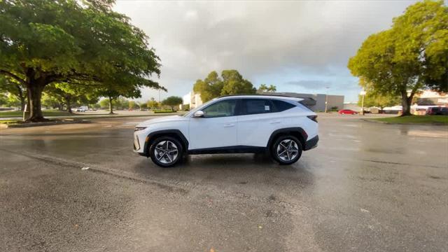 new 2025 Hyundai Tucson car, priced at $34,137