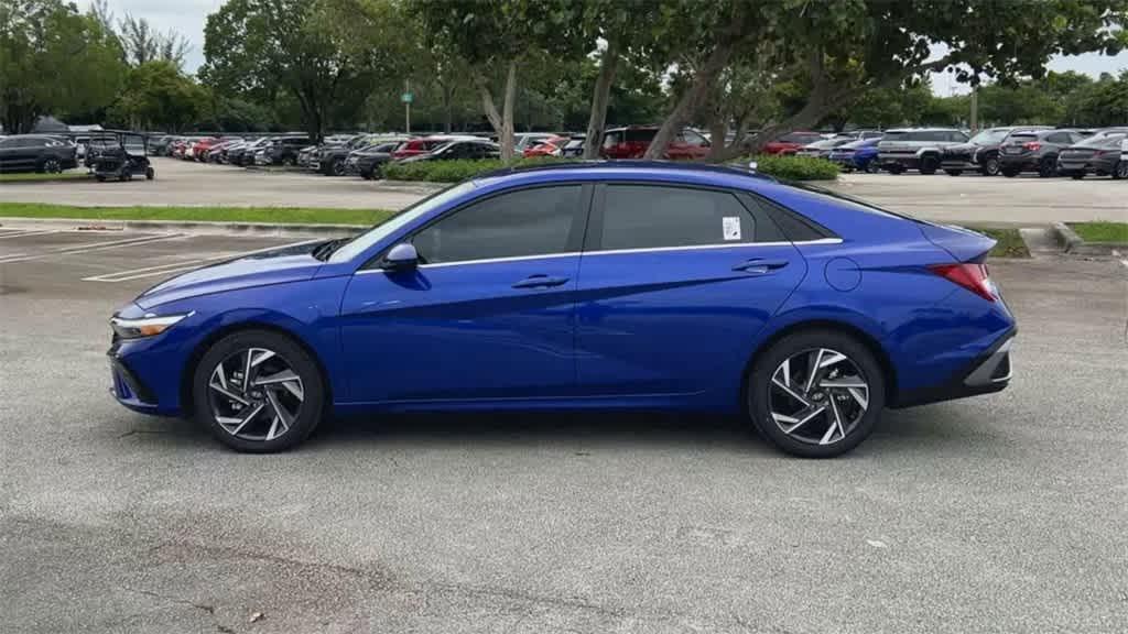 new 2025 Hyundai Elantra car, priced at $26,245