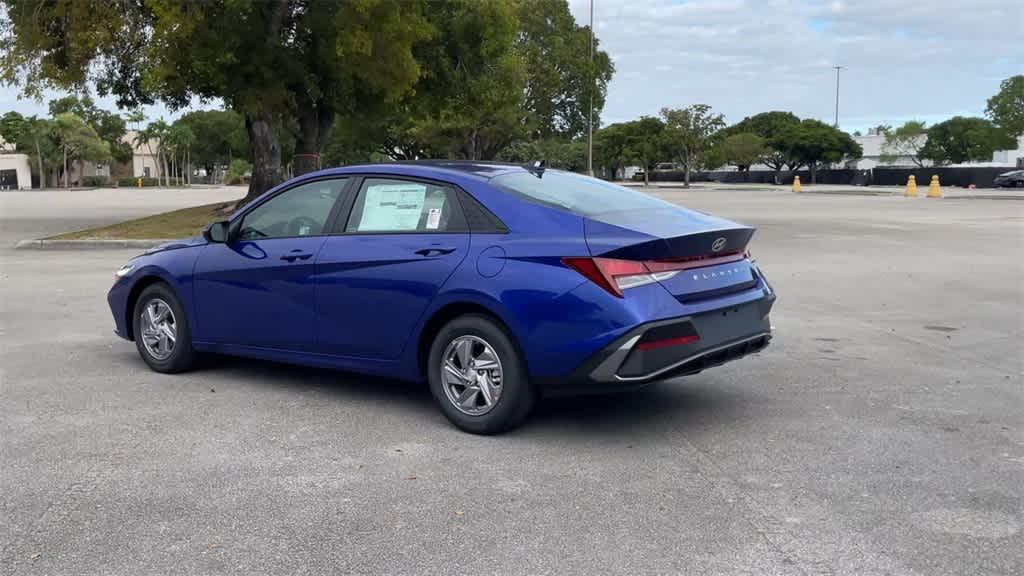 new 2025 Hyundai Elantra car, priced at $23,070