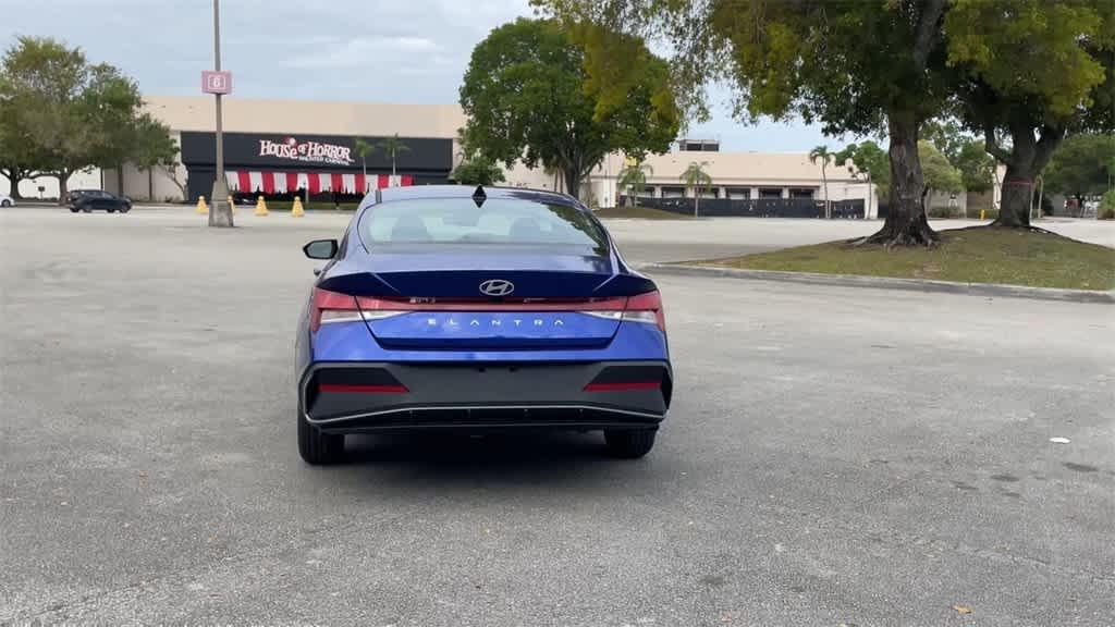 new 2025 Hyundai Elantra car, priced at $23,070