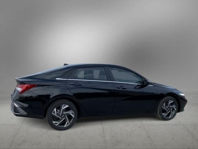 new 2024 Hyundai Elantra car, priced at $26,247