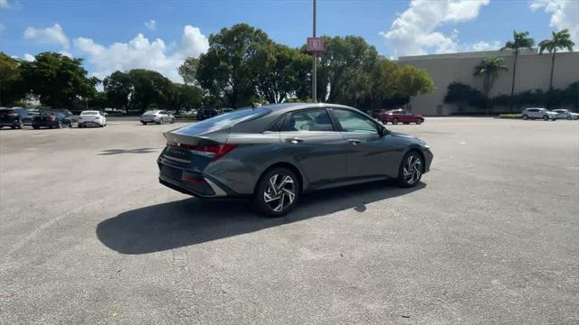 new 2025 Hyundai Elantra car, priced at $26,444