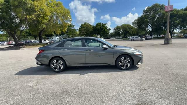 new 2025 Hyundai Elantra car, priced at $26,444