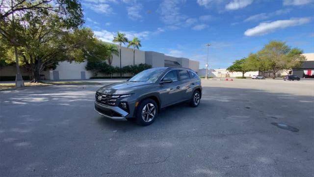 new 2025 Hyundai Tucson car, priced at $34,089