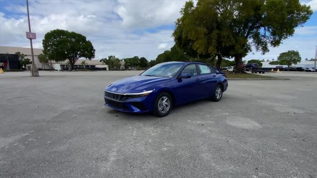 new 2025 Hyundai Elantra car, priced at $23,072