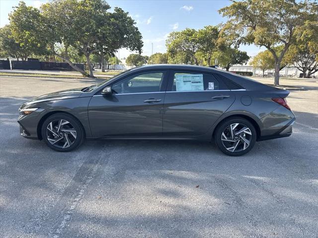 new 2025 Hyundai Elantra car, priced at $26,746