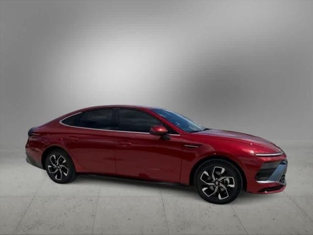 new 2024 Hyundai Sonata car, priced at $28,052