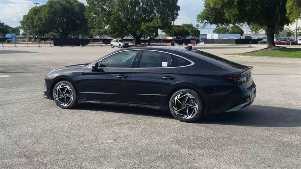 new 2024 Hyundai Sonata car, priced at $30,988