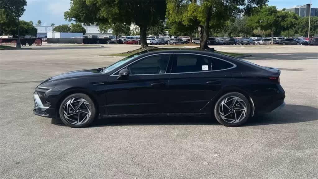 new 2024 Hyundai Sonata car, priced at $30,988