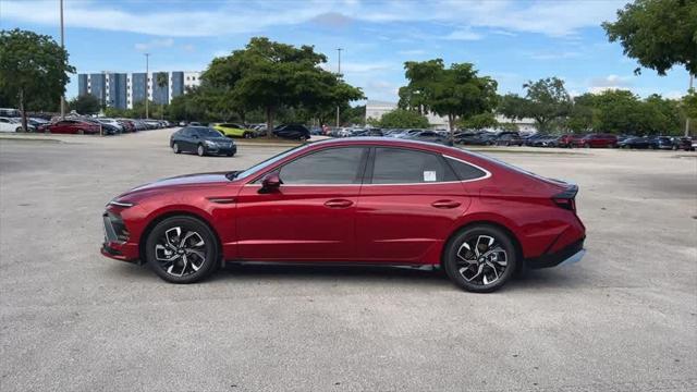 new 2024 Hyundai Sonata car, priced at $28,057