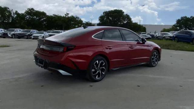 new 2024 Hyundai Sonata car, priced at $28,094