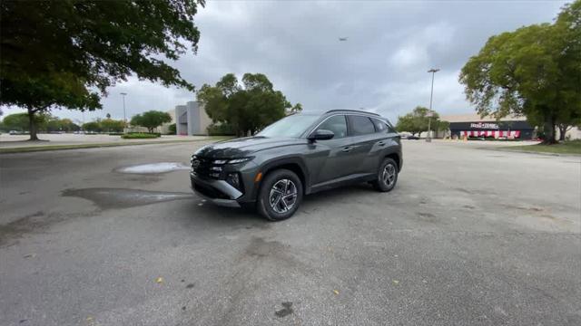 new 2025 Hyundai Tucson Hybrid car, priced at $34,187