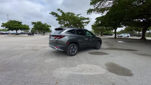 new 2025 Hyundai Tucson Hybrid car, priced at $34,187