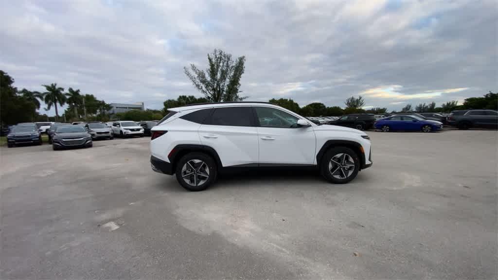 new 2025 Hyundai Tucson car, priced at $32,159