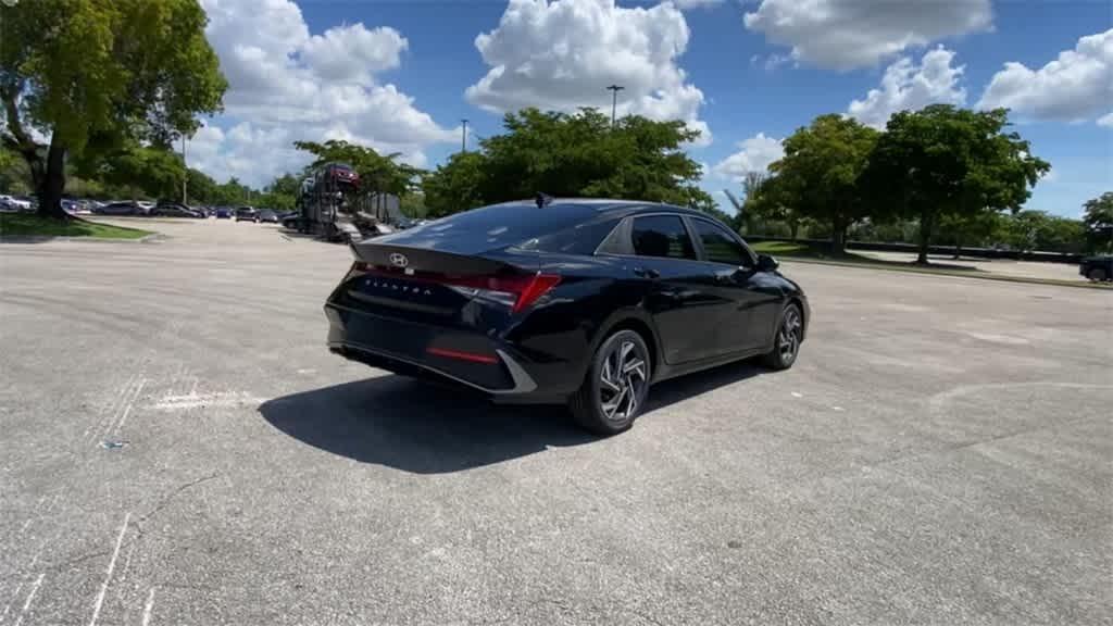 new 2025 Hyundai Elantra car, priced at $26,245