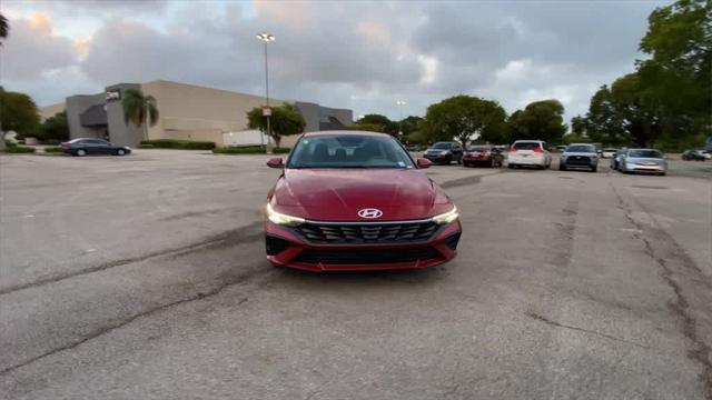 new 2025 Hyundai Elantra car, priced at $26,913