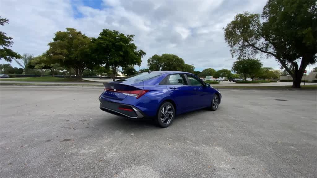 new 2025 Hyundai Elantra car, priced at $24,009