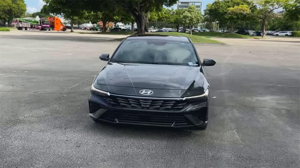 new 2025 Hyundai Elantra HEV car, priced at $30,440