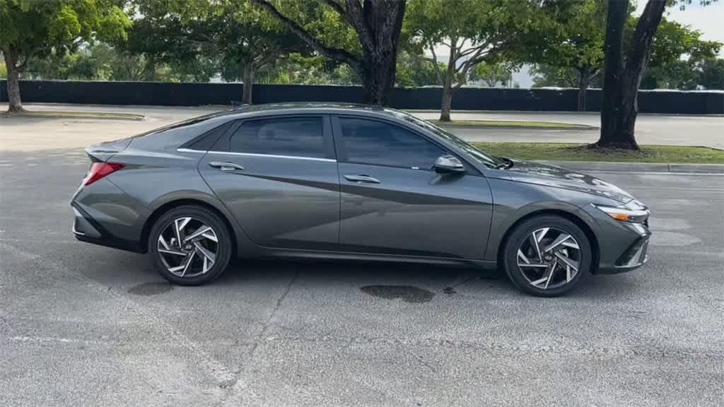 new 2025 Hyundai Elantra HEV car, priced at $30,440