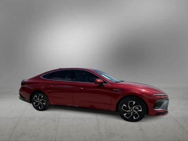 new 2024 Hyundai Sonata car, priced at $28,072