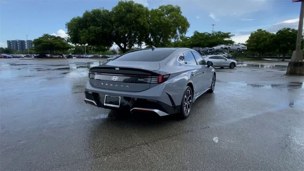 new 2024 Hyundai Sonata car, priced at $28,095