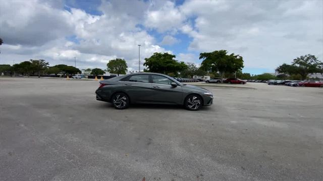 new 2025 Hyundai Elantra car, priced at $26,456