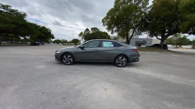 new 2025 Hyundai Elantra car, priced at $26,456