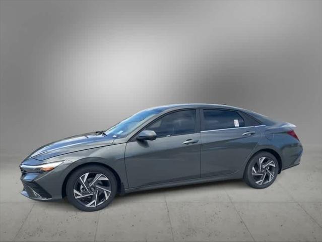 new 2024 Hyundai Elantra car, priced at $27,878