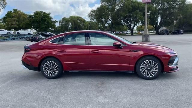 new 2025 Hyundai Sonata Hybrid car, priced at $32,340