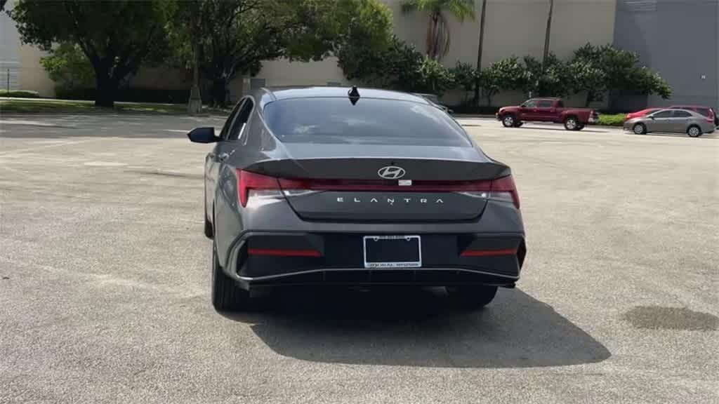 new 2025 Hyundai Elantra car, priced at $26,245