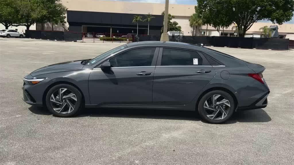 new 2025 Hyundai Elantra car, priced at $26,245