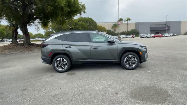 new 2025 Hyundai TUCSON Hybrid car, priced at $37,119