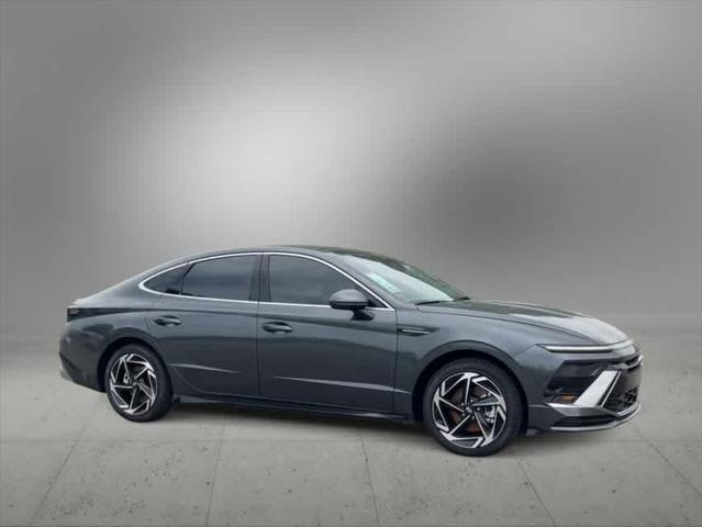 new 2024 Hyundai Sonata car, priced at $31,002