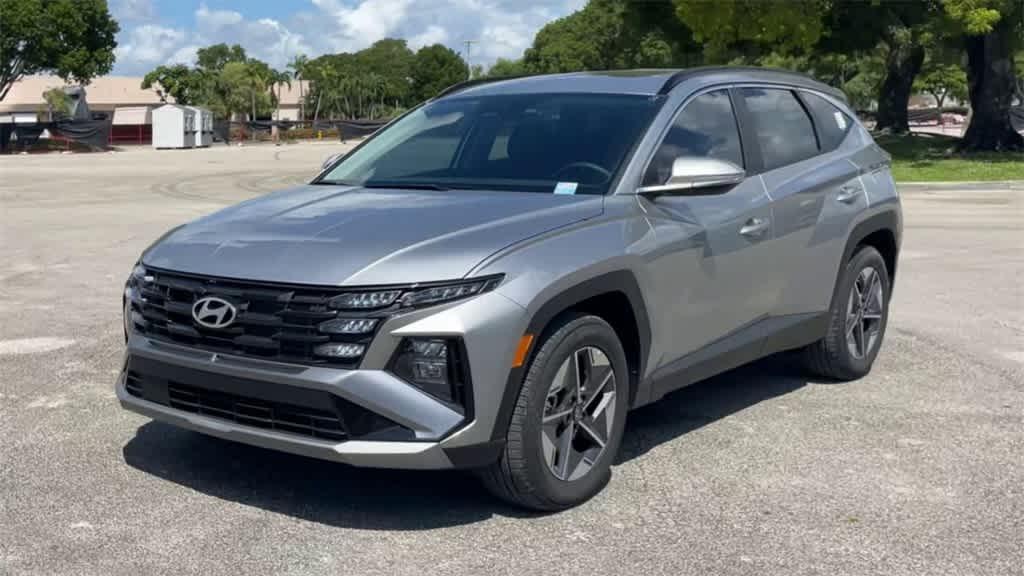 new 2025 Hyundai Tucson car, priced at $33,683