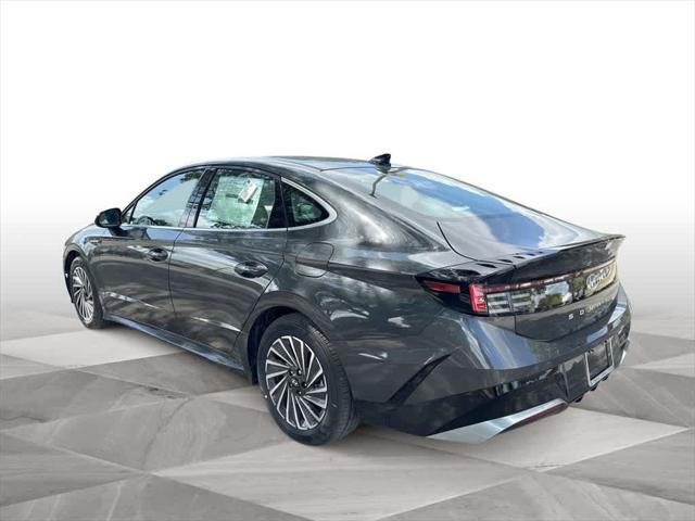 new 2025 Hyundai Sonata Hybrid car, priced at $32,092