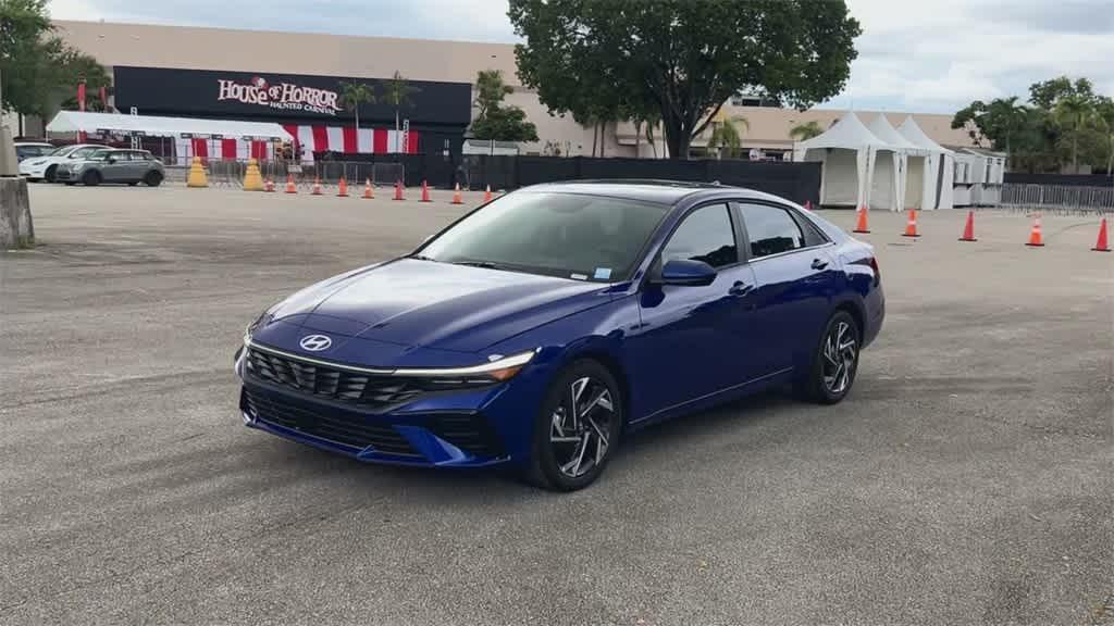 new 2025 Hyundai Elantra car, priced at $26,245