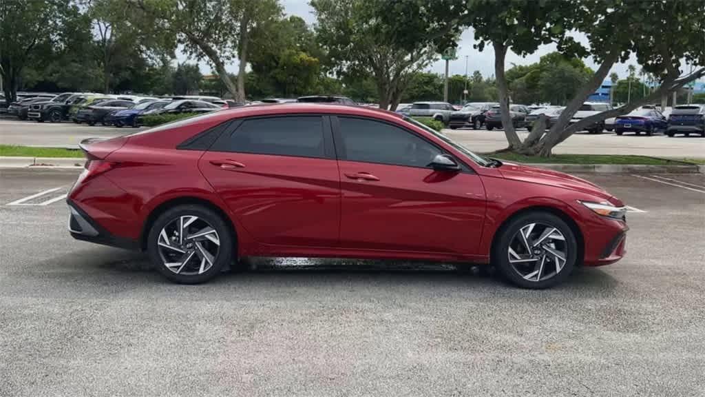 new 2025 Hyundai Elantra car, priced at $28,526