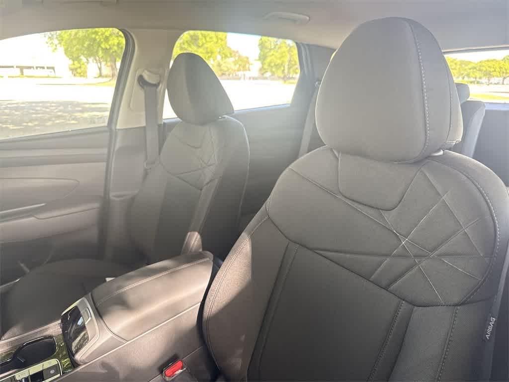 new 2025 Hyundai Tucson car, priced at $30,100