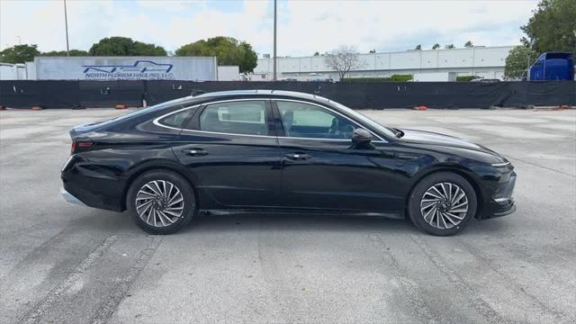 new 2024 Hyundai Sonata Hybrid car, priced at $37,998